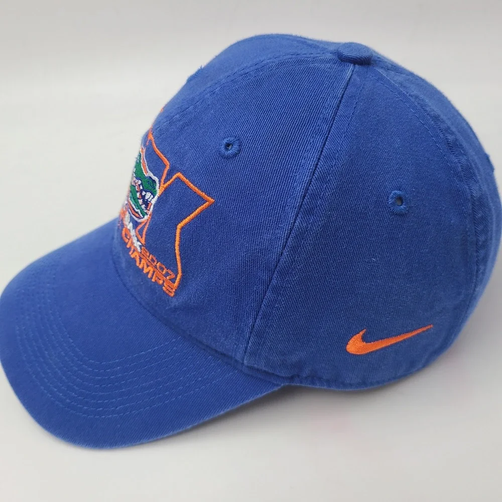 Florida Gators Hat Strapback (Fits Small) Nike 2006 2007 Back to Back Champions‎